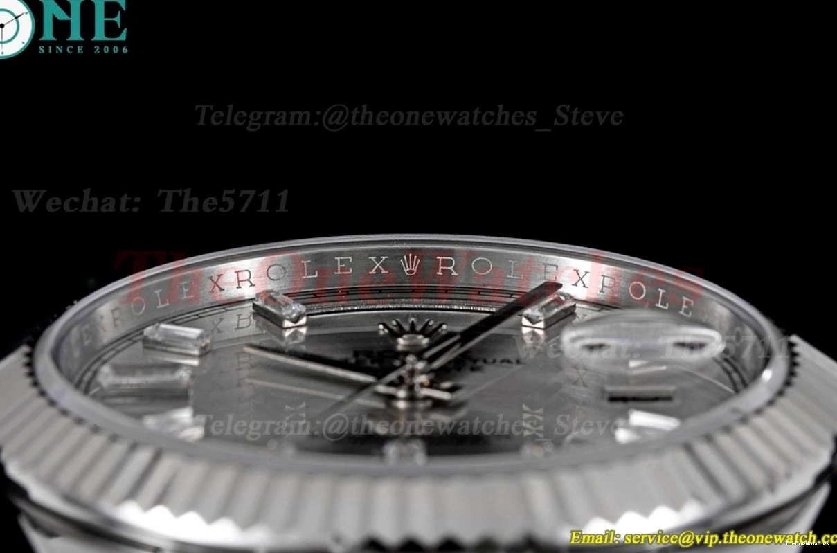 228239 SS Grey Pres A3255 GSF Silver 40mm SS (Tungsten Heavy DayDate Dial Version) 1227